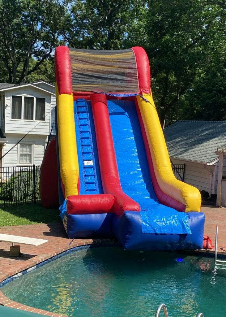 19FT Splash Pool Slide