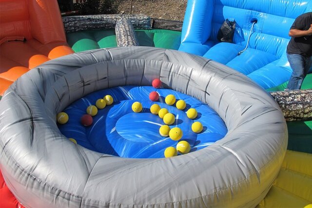 Hippo Chow Down - Image 4