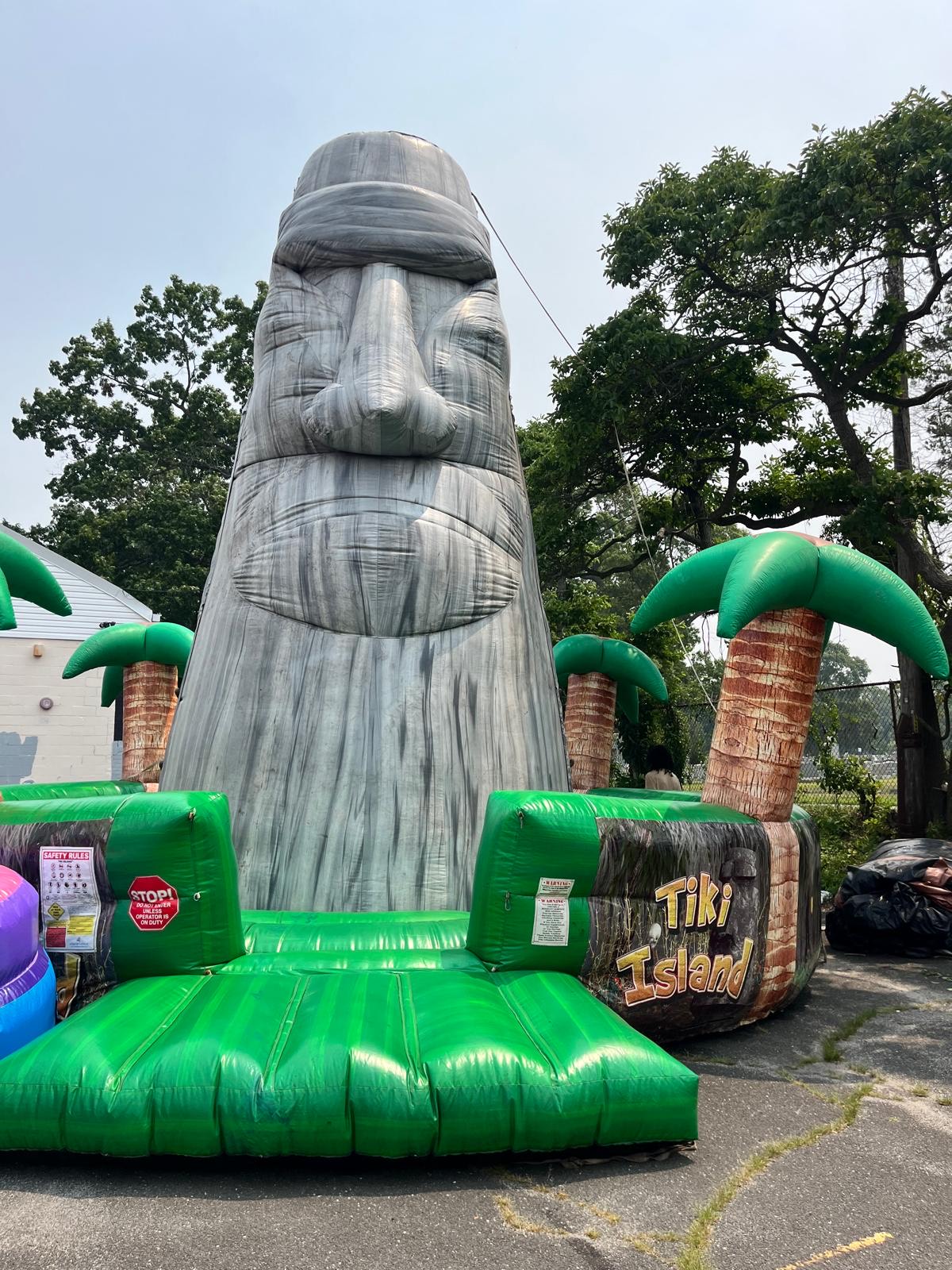 Tiki Island Rockwall - Image 1